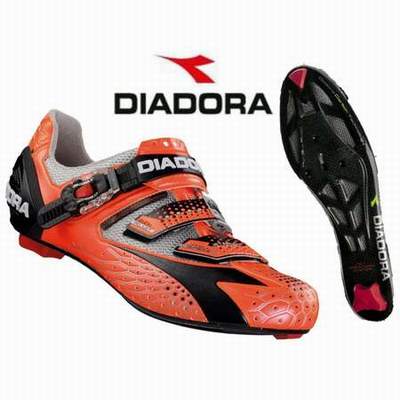 chaussures velo route adidas vueltano